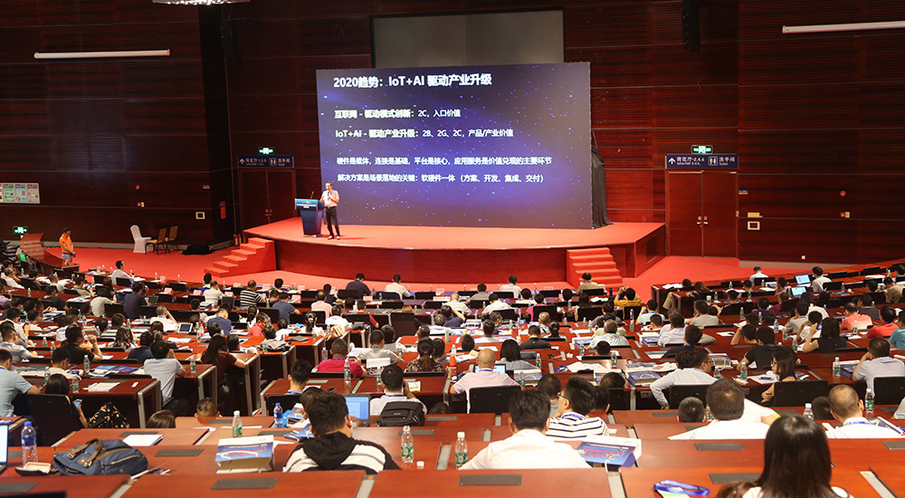 2018���ʮ������������������ļ�չ����ٰ�